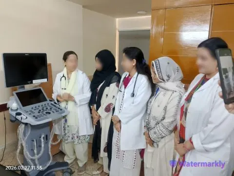 The EDAN LX3 with the rheumatology team (faces blurred)